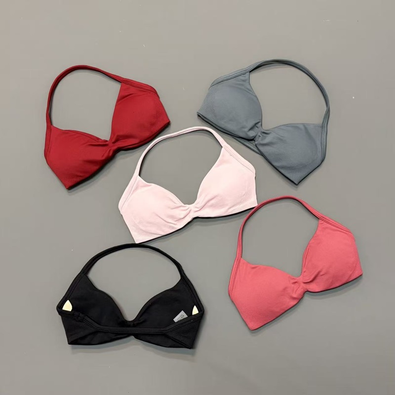 حمالة صدر رياضية نسائية بتصميم - مراجعة Sports Bra High Impact وسعره